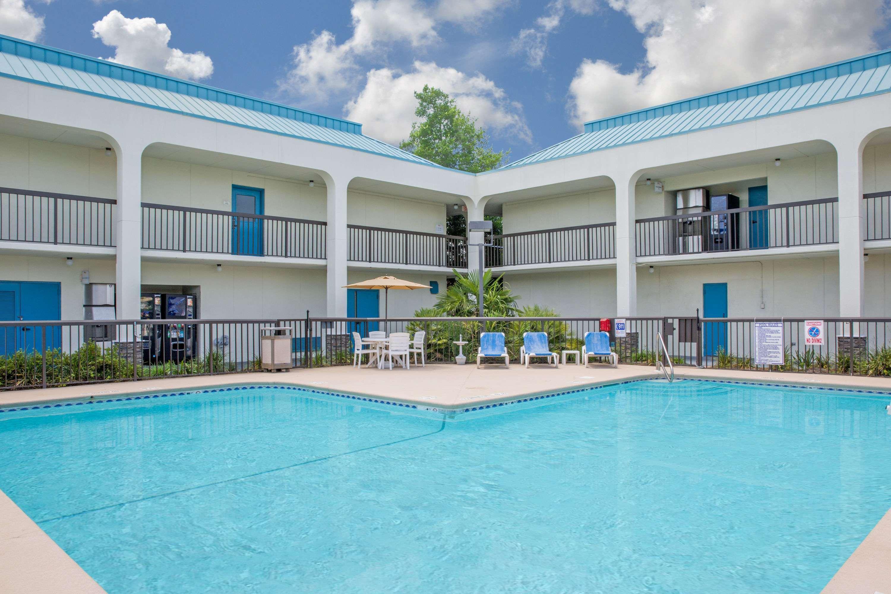 ג'קסונוויל Baymont By Wyndham Camp Lejeune מראה חיצוני תמונה